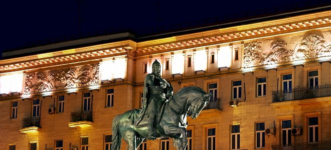 Подсветка памятника Юрию Долгорукому